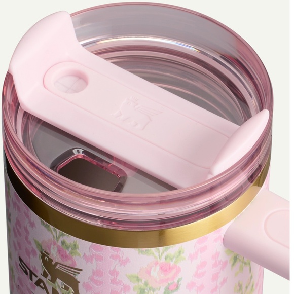 The Stanley x LoveShackFancy Quencher | 20 OZ - Blooming Heirloom - New in Box - Picture 4 of 5